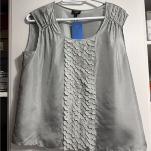 Elegant Gray Sleeveless Top